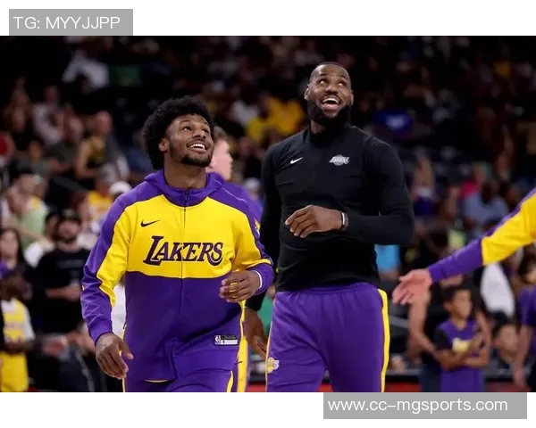 夸梅直言詹姆斯为何坚持让布朗尼进NBA建议其多看保罗的比赛学习技巧