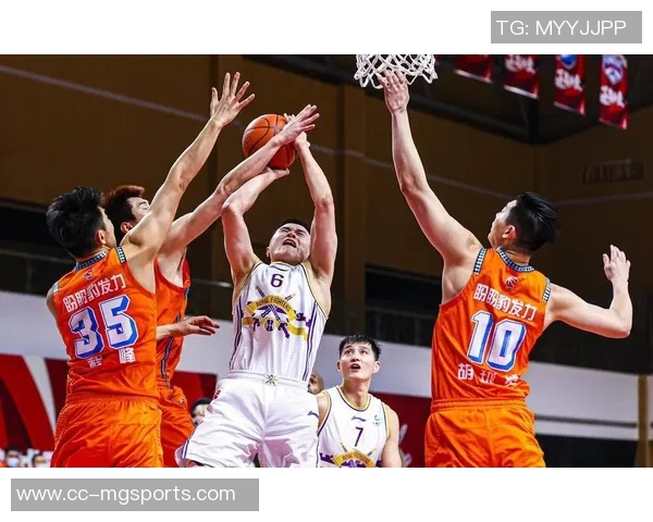 陈盈骏突破防线助攻队友替补策略提升二阵容进攻效率