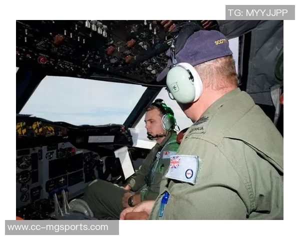 雄鹿队积极补强但未见实质进展引发关注与讨论